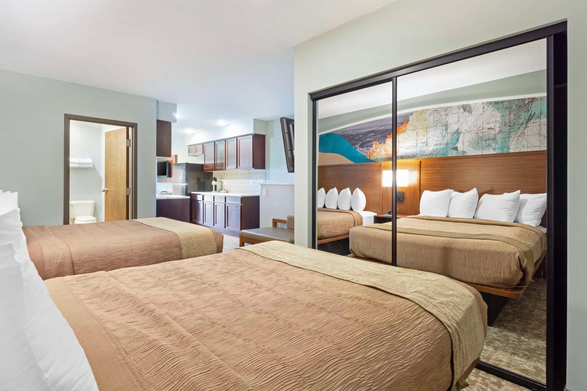 Western Ahtanum Hotel