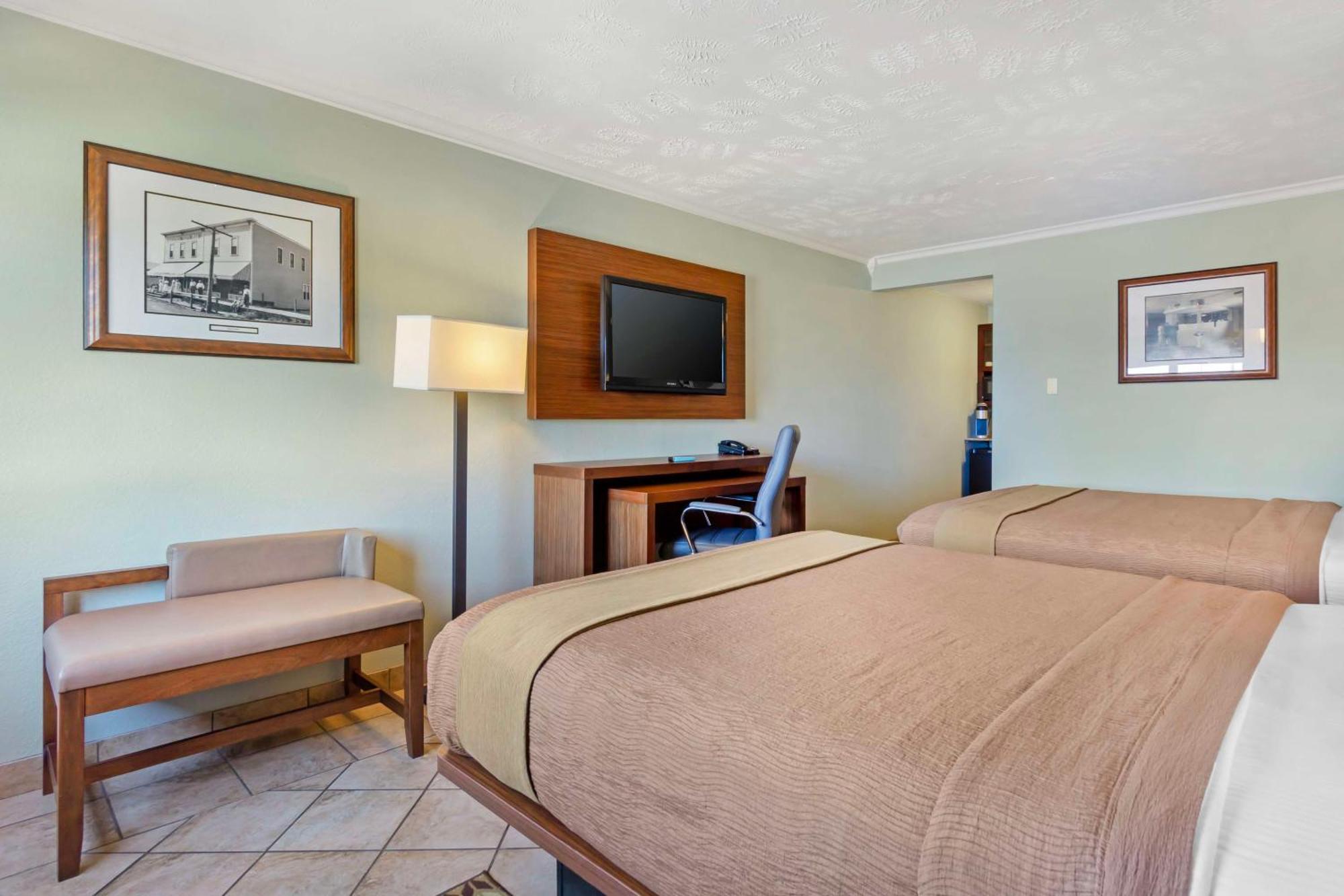 Hotel Western Ahtanum 3*